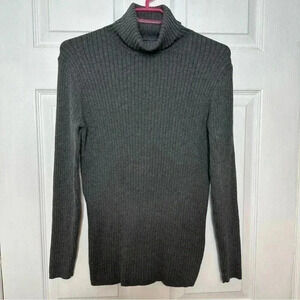 GAP Factory Turtle Neck Sweater Ribbed Grey  Size Large